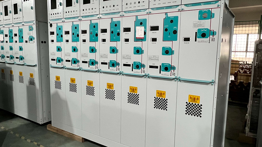 Fabricant d'appareillage de commutation isolé au gaz (GIS) haute tension 33 kV pour les OEM.